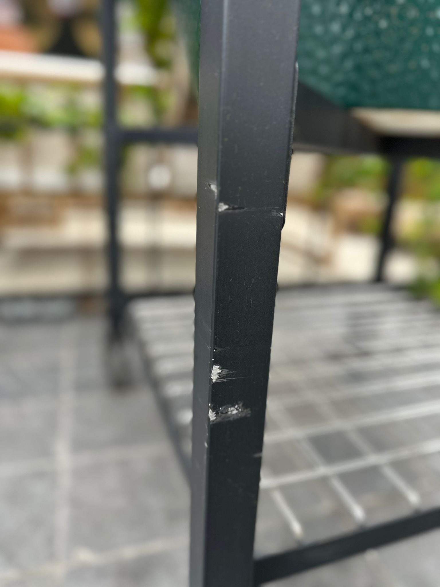 Lot 1: Big Green Egg XLarge + EGG Frame