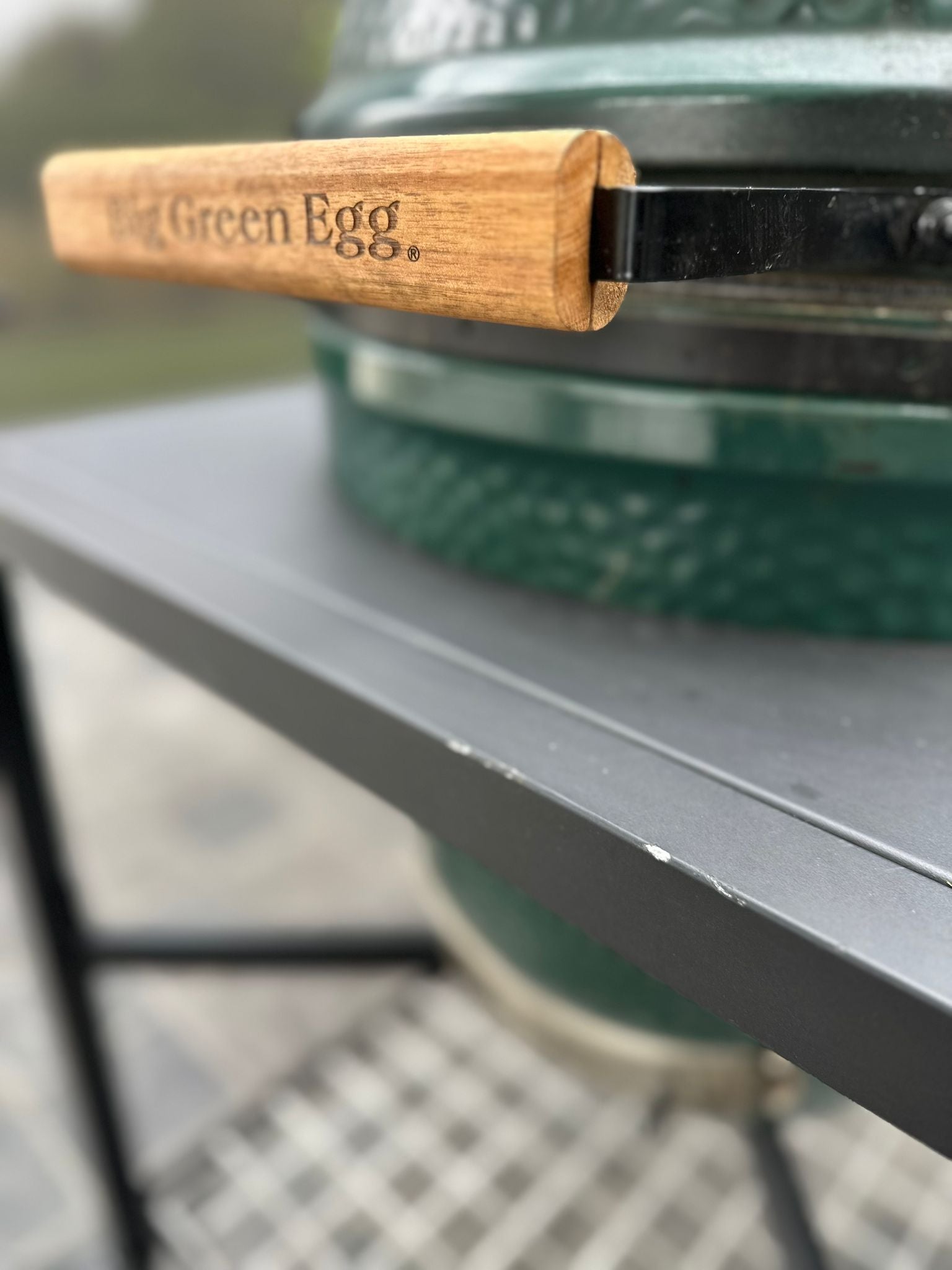 Lot 3: Big Green Egg Large + EGG Frame